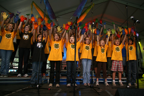 Barton Hills Choir performing at the 2009 Austin City Limits Music Festival, photo 1